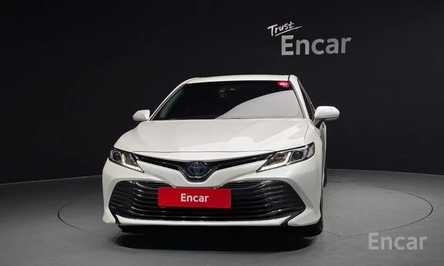 Toyota Camry 2.5 LE Hybrid | ЗАДНА КАМЕРА | KEYLESS | , снимка 3 - Автомобили и джипове - 54340503