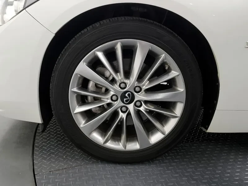 Infiniti Q50 3.0, снимка 5 - Автомобили и джипове - 54854955