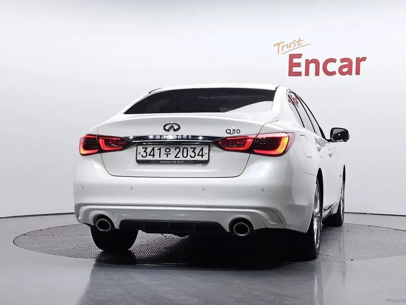 Infiniti Q50 3.0, снимка 4 - Автомобили и джипове - 54854955
