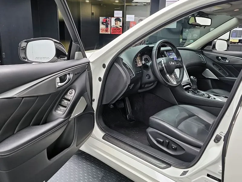 Infiniti Q50 3.0, снимка 9 - Автомобили и джипове - 54854955