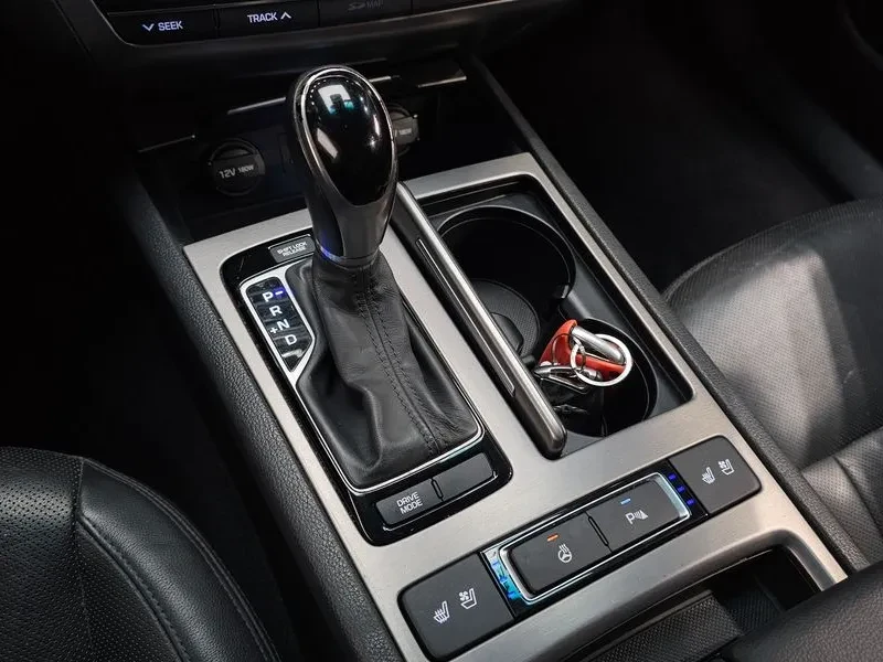 Hyundai Genesis G330 MODERN AWD, снимка 9 - Автомобили и джипове - 56325418
