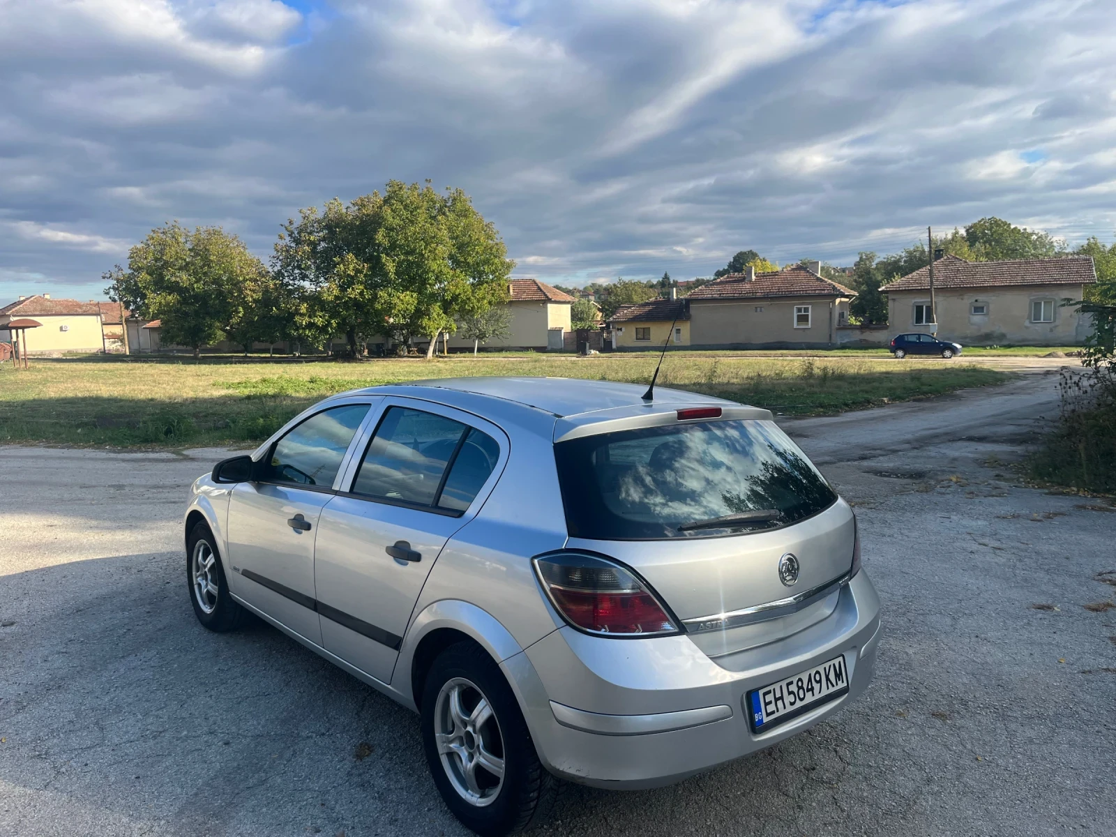 Opel Astra 1.3 CDTI - изображение 4