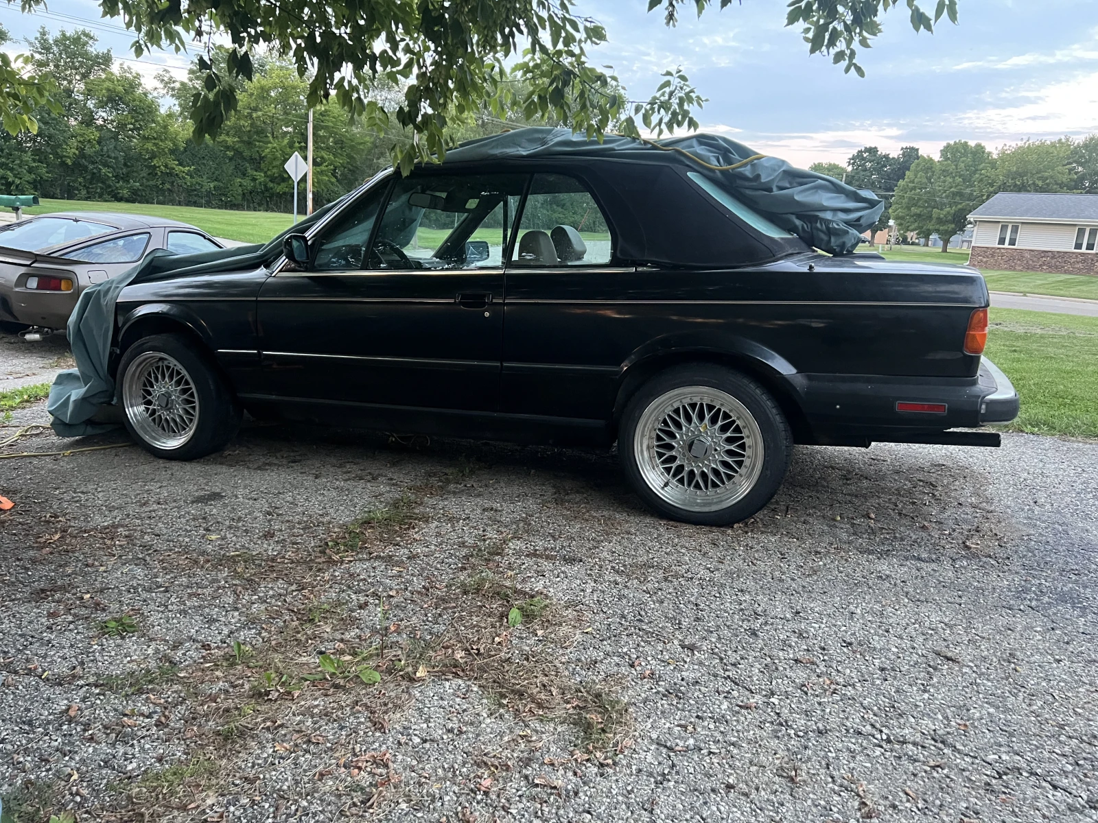 BMW 325 Ic - изображение 9
