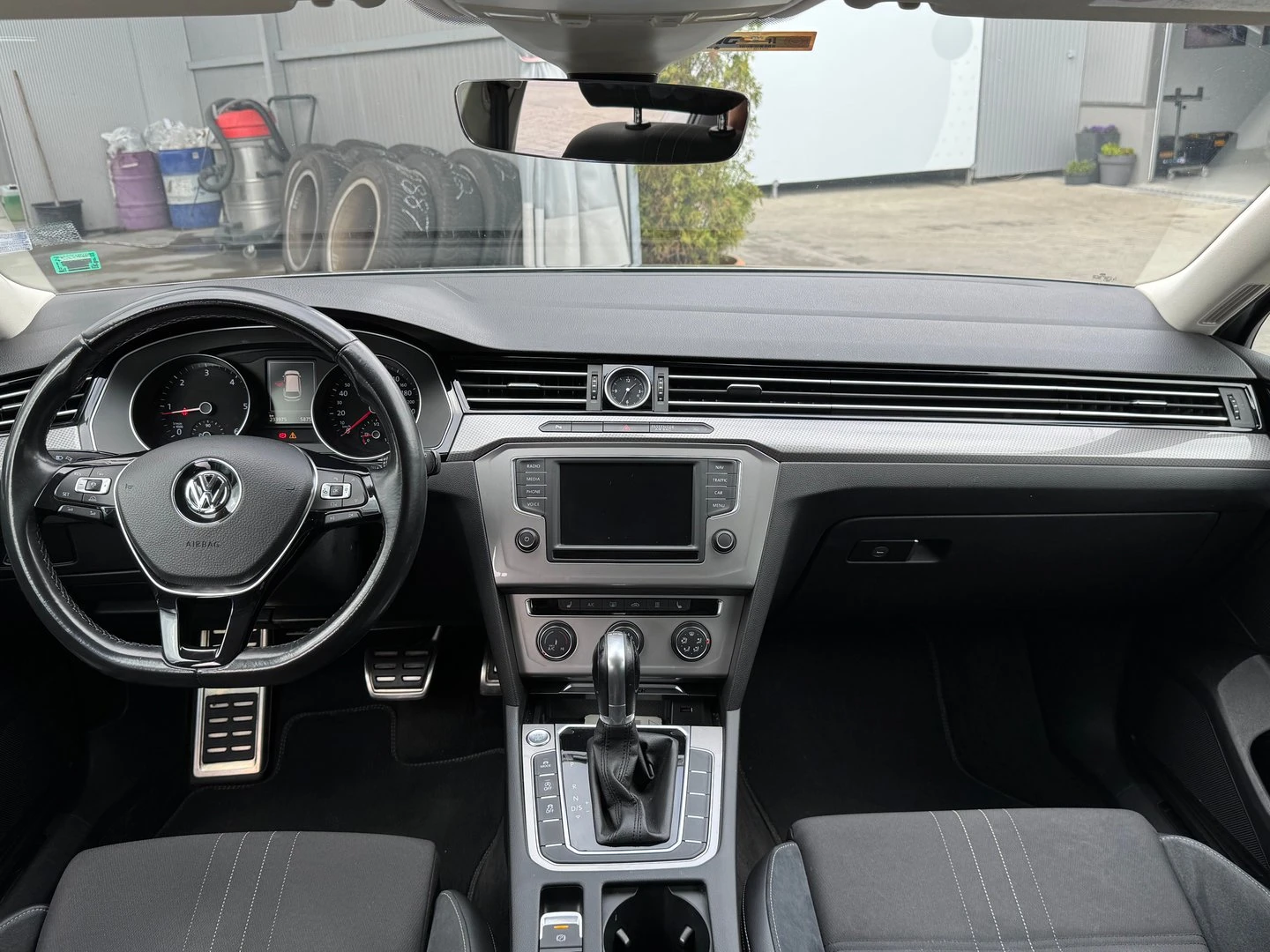 VW Passat 2.0TDI BMT 4MOTION - изображение 5