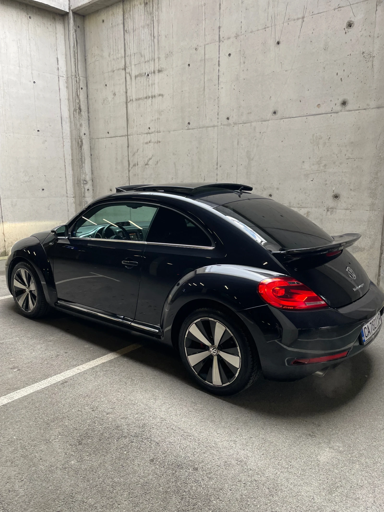 VW New beetle  VW New Beetle R-line 2.0 Turbo - изображение 7