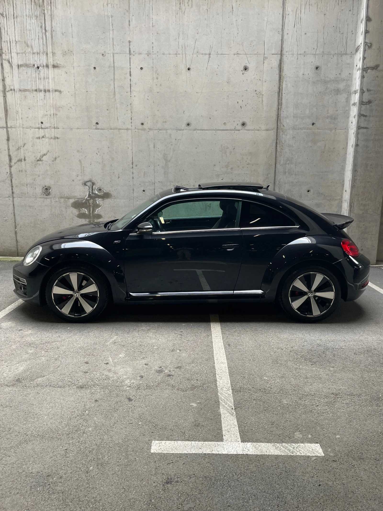 VW New beetle  VW New Beetle R-line 2.0 Turbo - изображение 4