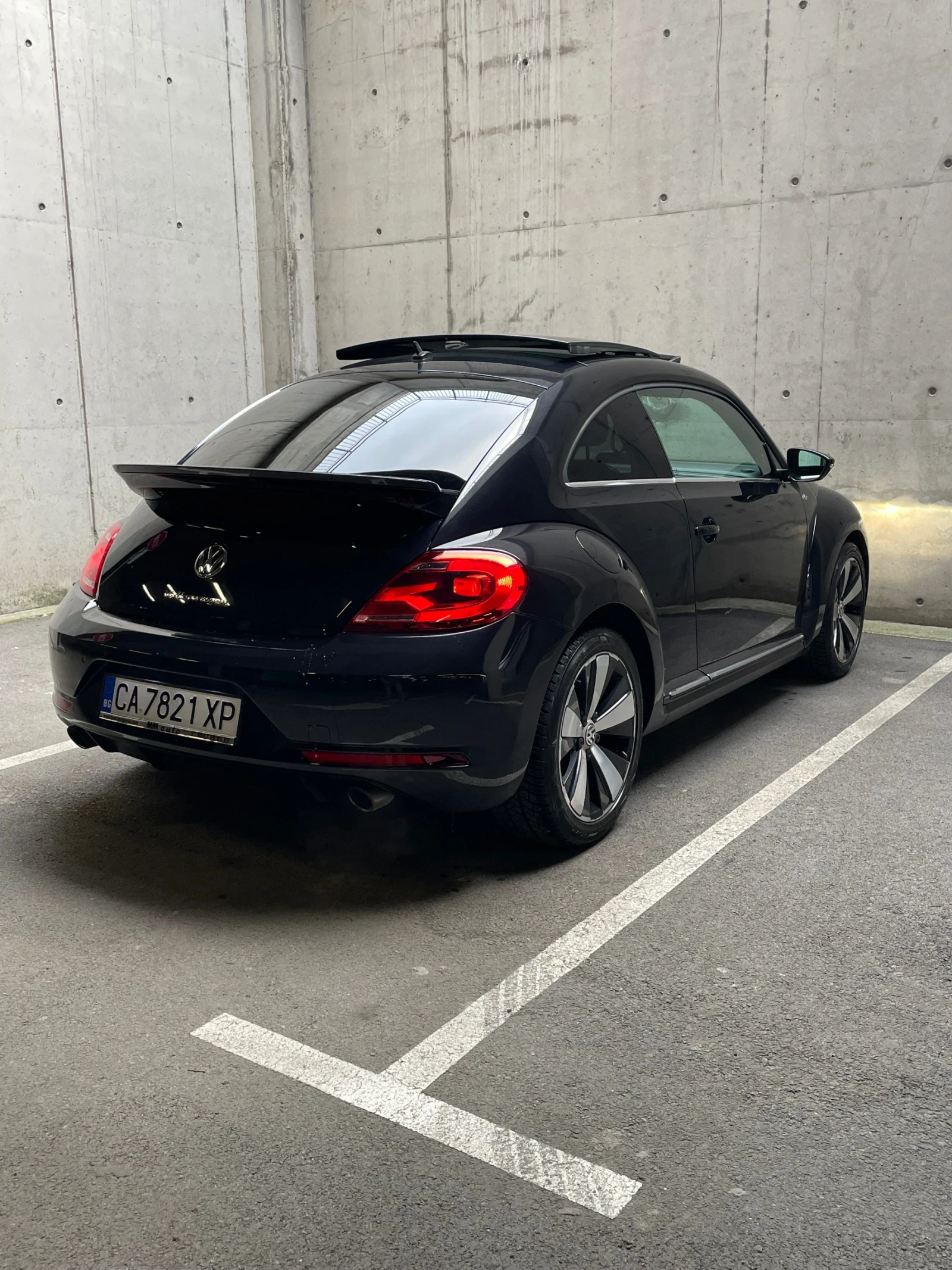 VW New beetle  VW New Beetle R-line 2.0 Turbo - изображение 5