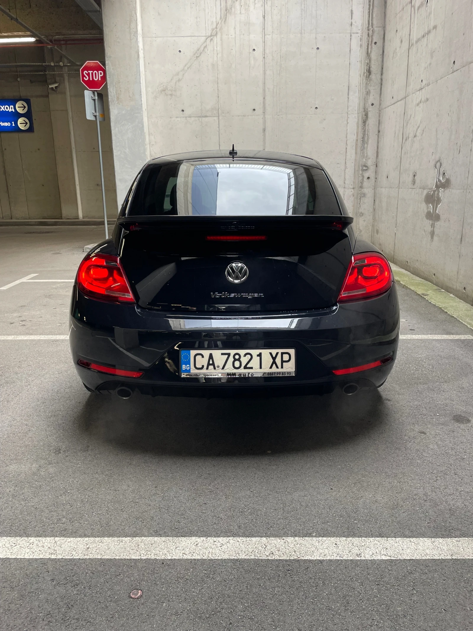 VW New beetle  VW New Beetle R-line 2.0 Turbo - изображение 8