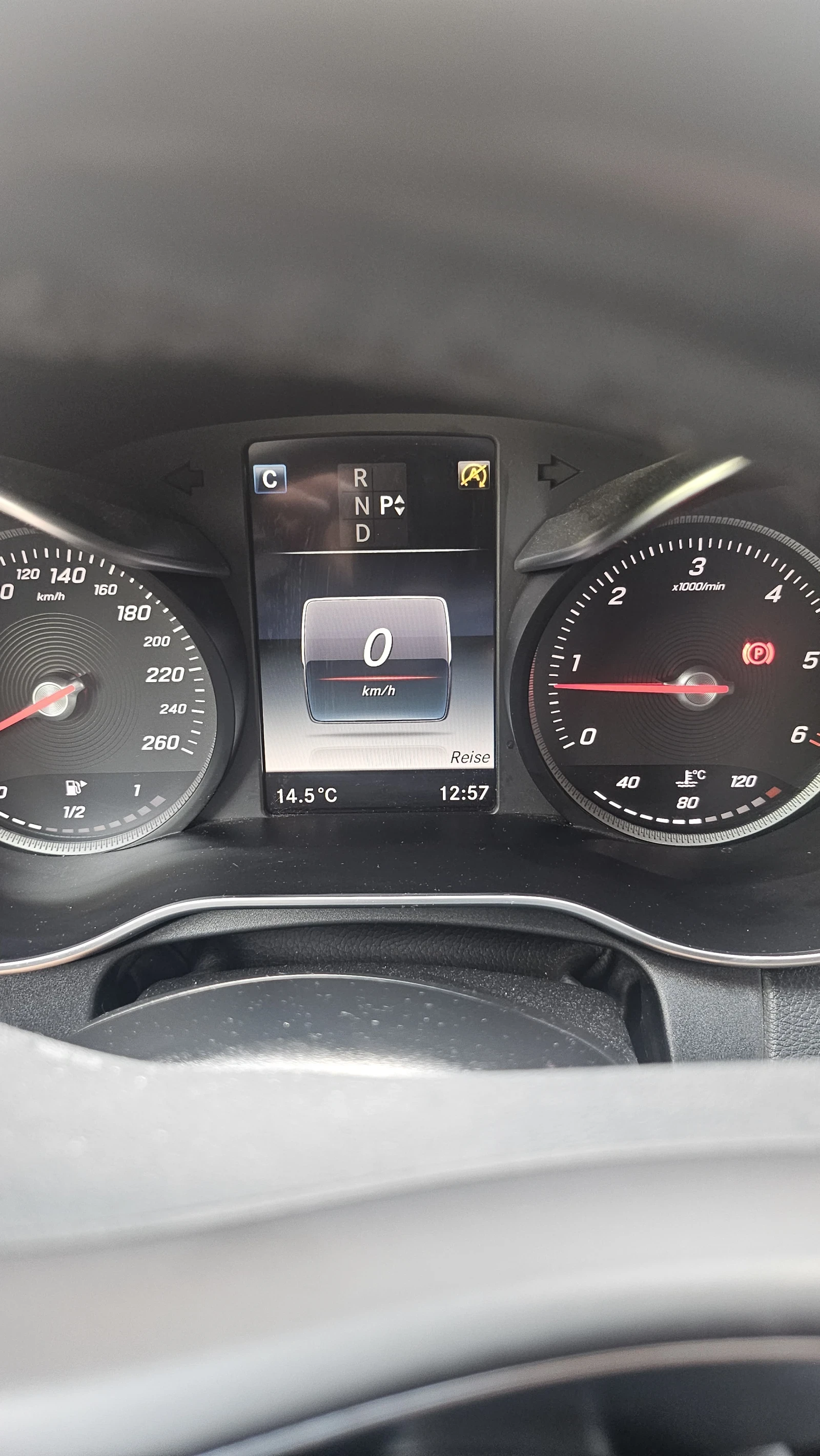 Mercedes-Benz C 220  - изображение 8