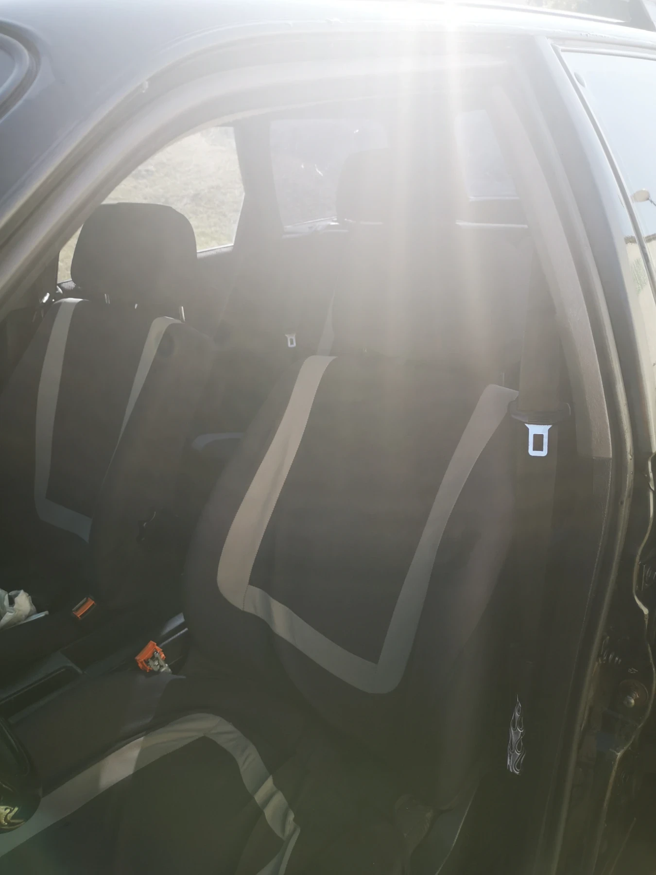 Audi 80 2, 0 Е avant - изображение 9