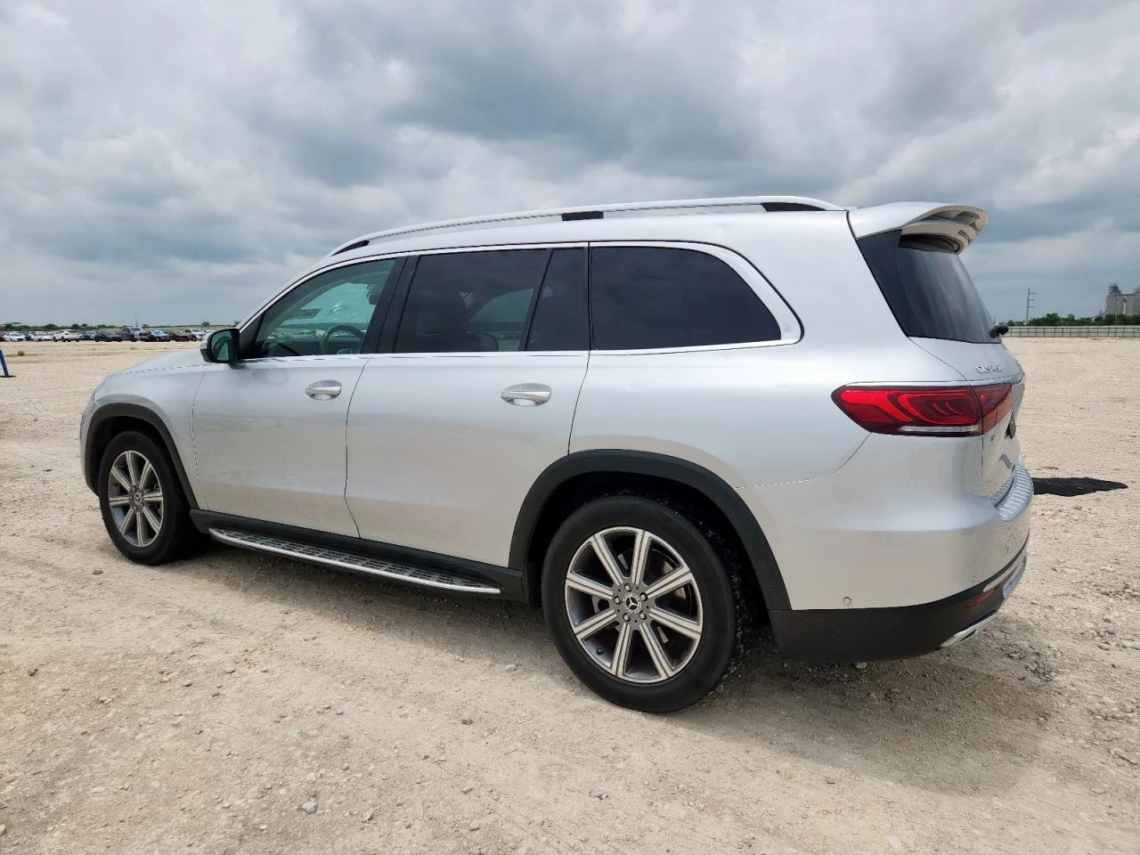 Mercedes-Benz GLS 450 4MATIC/DIGITAL/ОБДУХВАНЕ/ПАНО/ПОДГРЕВИ - изображение 4