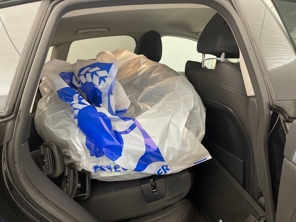 BMW i4 * 40  * *  | Mobile.bg   15