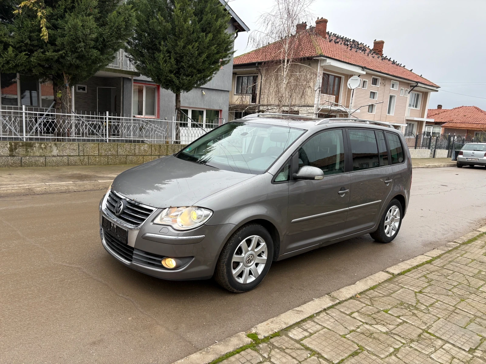 VW Touran TDI 170 7������ | Mobile.bg � ����������� 1