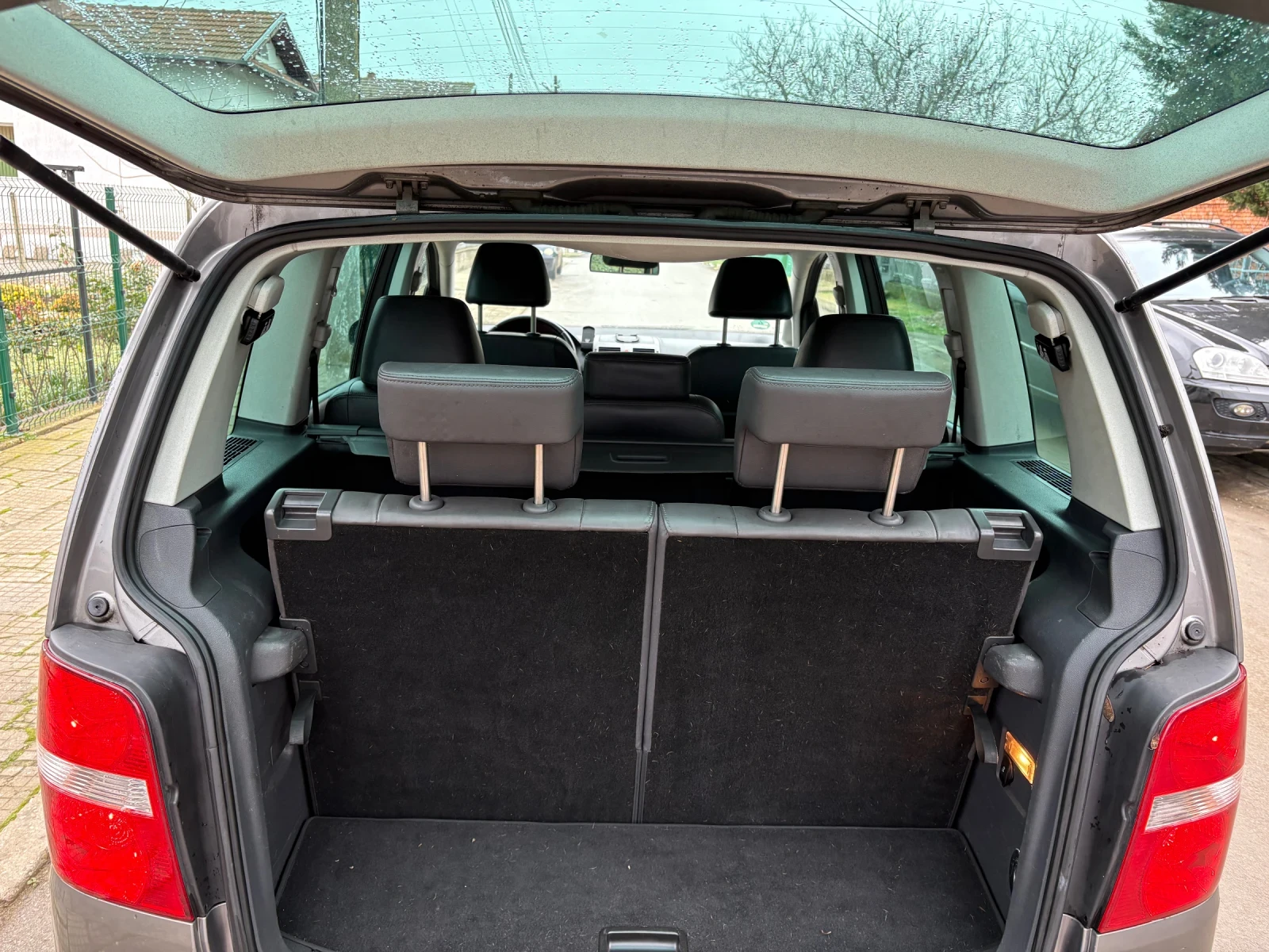 VW Touran TDI 170 7������ | Mobile.bg � ����������� 7