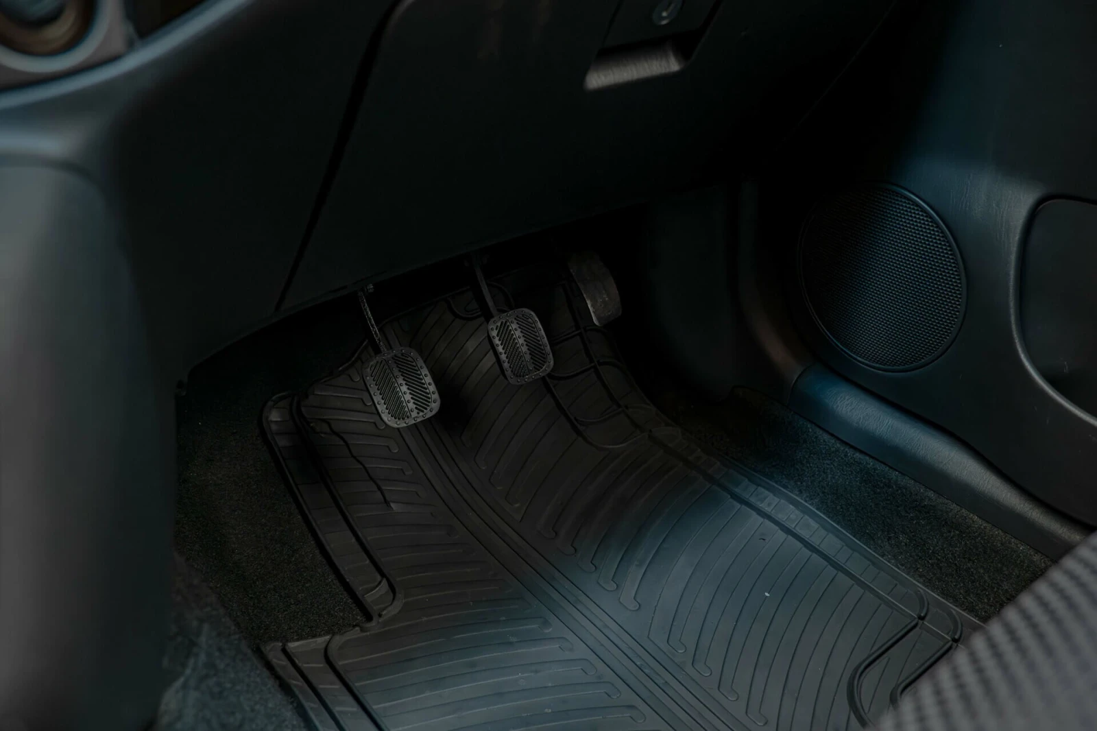 Toyota Corolla verso 2.0D-4D/УЧЕБЕН/Климатроник - изображение 9