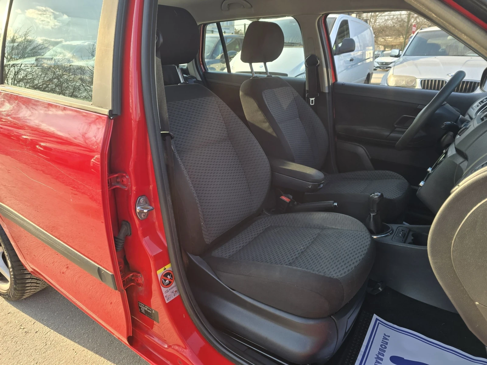 Skoda Fabia 1.2TSI 86к.с Топ състояние , снимка 14 - Автомобили и джипове - 53734722