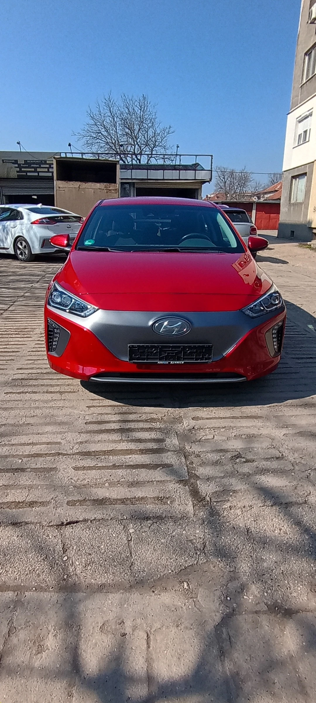 Hyundai Ioniq, снимка 4 - Автомобили и джипове - 53773262