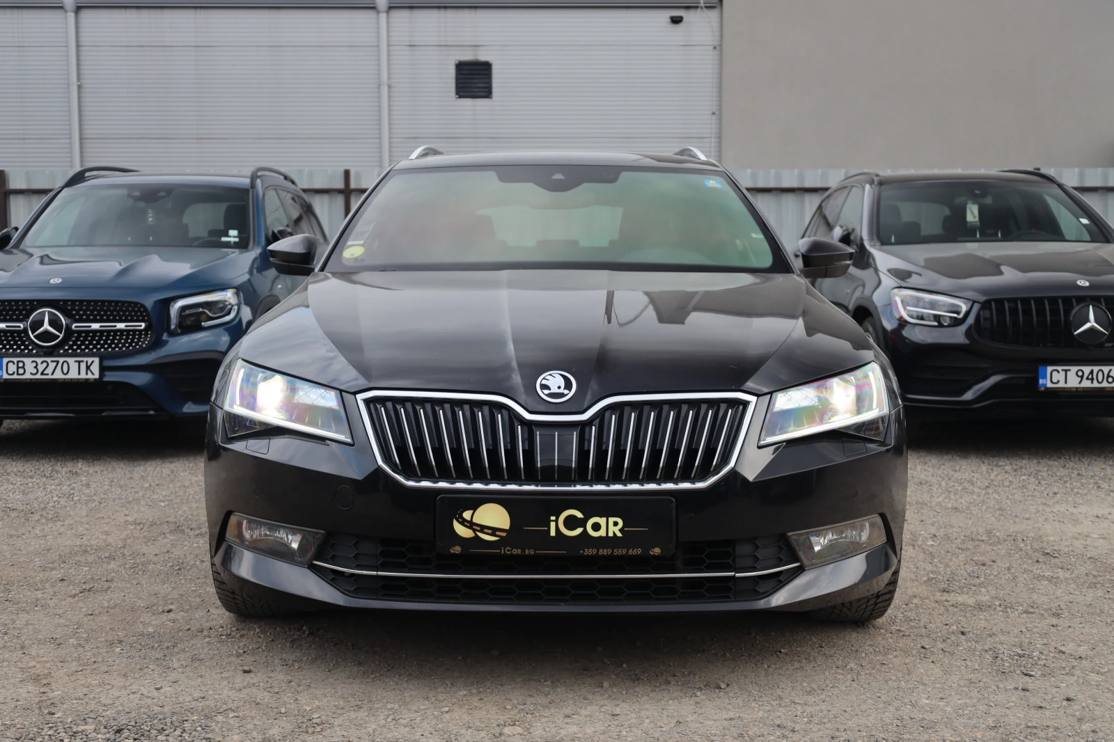 Skoda Superb 2.0TDI 4x4 DSG L&K Digital PANO АСС Canton Обдухв, снимка 2 - Автомобили и джипове - 53874489