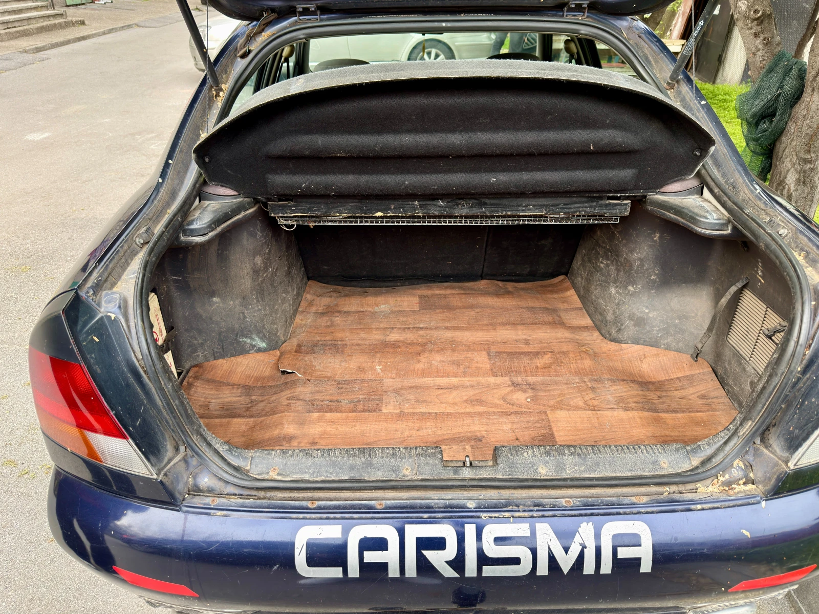 Mitsubishi Carisma GL, снимка 9 - Автомобили и джипове - 54220281