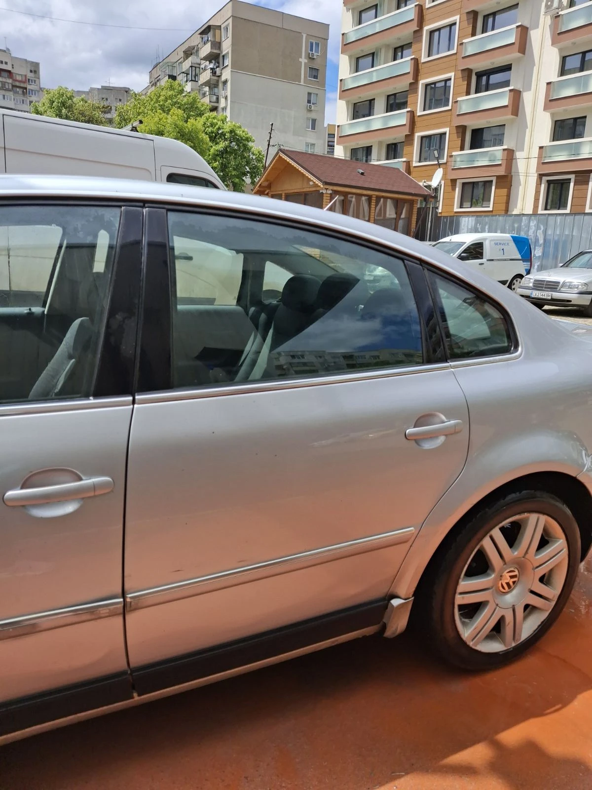 VW Passat, снимка 4 - Автомобили и джипове - 54407143