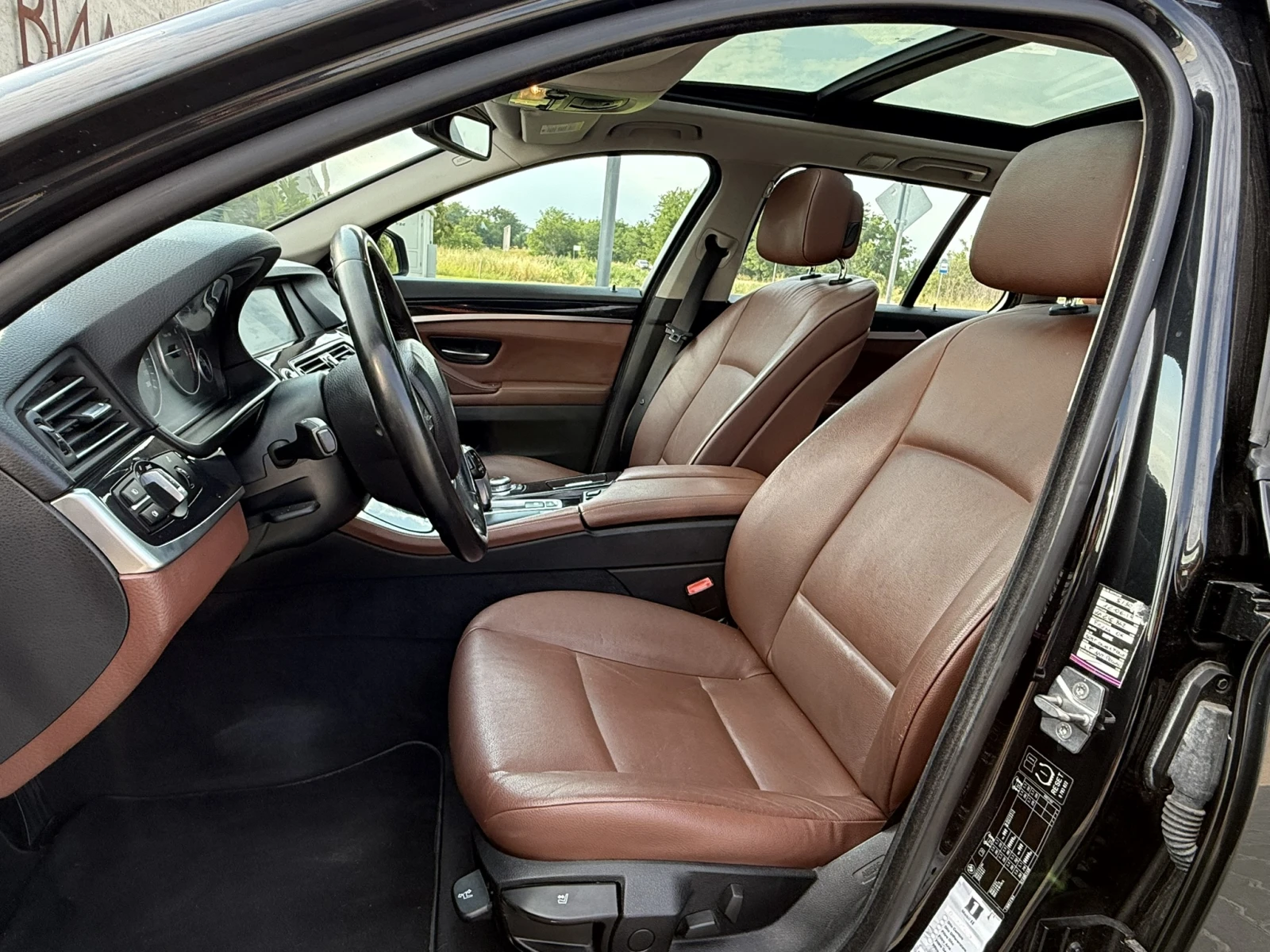 BMW 520 D, снимка 10 - Автомобили и джипове - 54518413