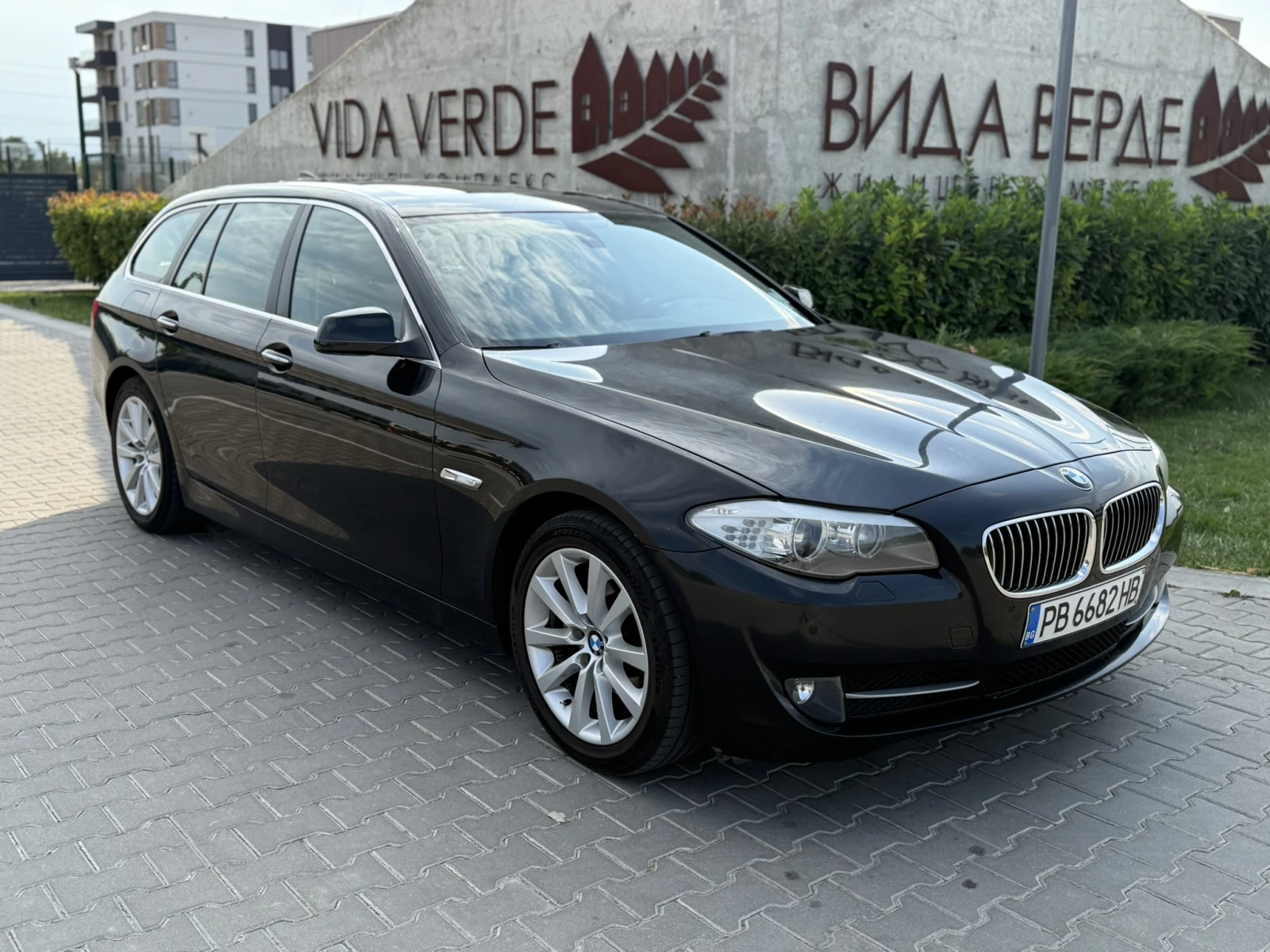 BMW 520 D, снимка 5 - Автомобили и джипове - 54518413