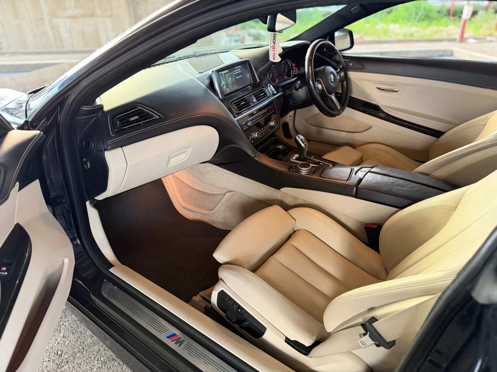 BMW 640 M PACK* DIGITAL* HEADUP* MEMORY* NAV* PANO* HARMAN, снимка 12 - Автомобили и джипове - 54739113