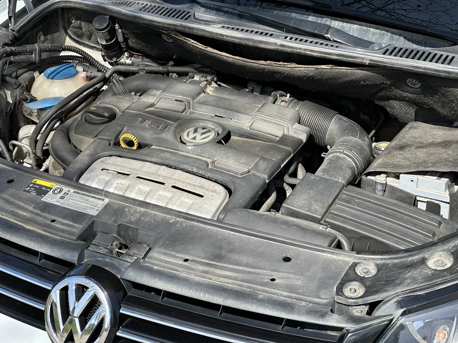 VW Touran TGI , снимка 9 - Автомобили и джипове - 54812788