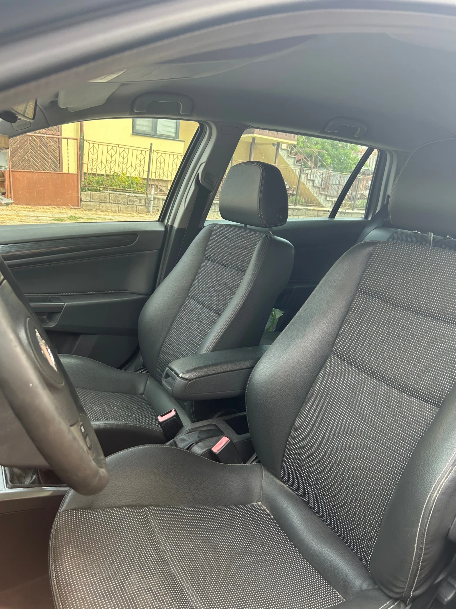 Opel Astra, снимка 7 - Автомобили и джипове - 54894675