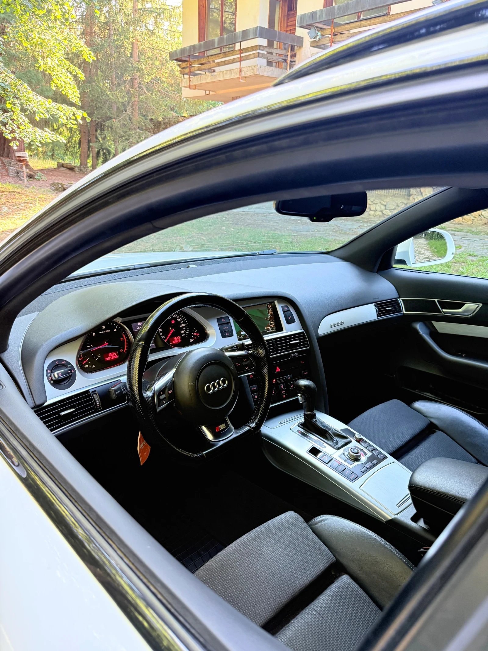 Audi A6 3.0TDI S-line, снимка 15 - Автомобили и джипове - 55285012