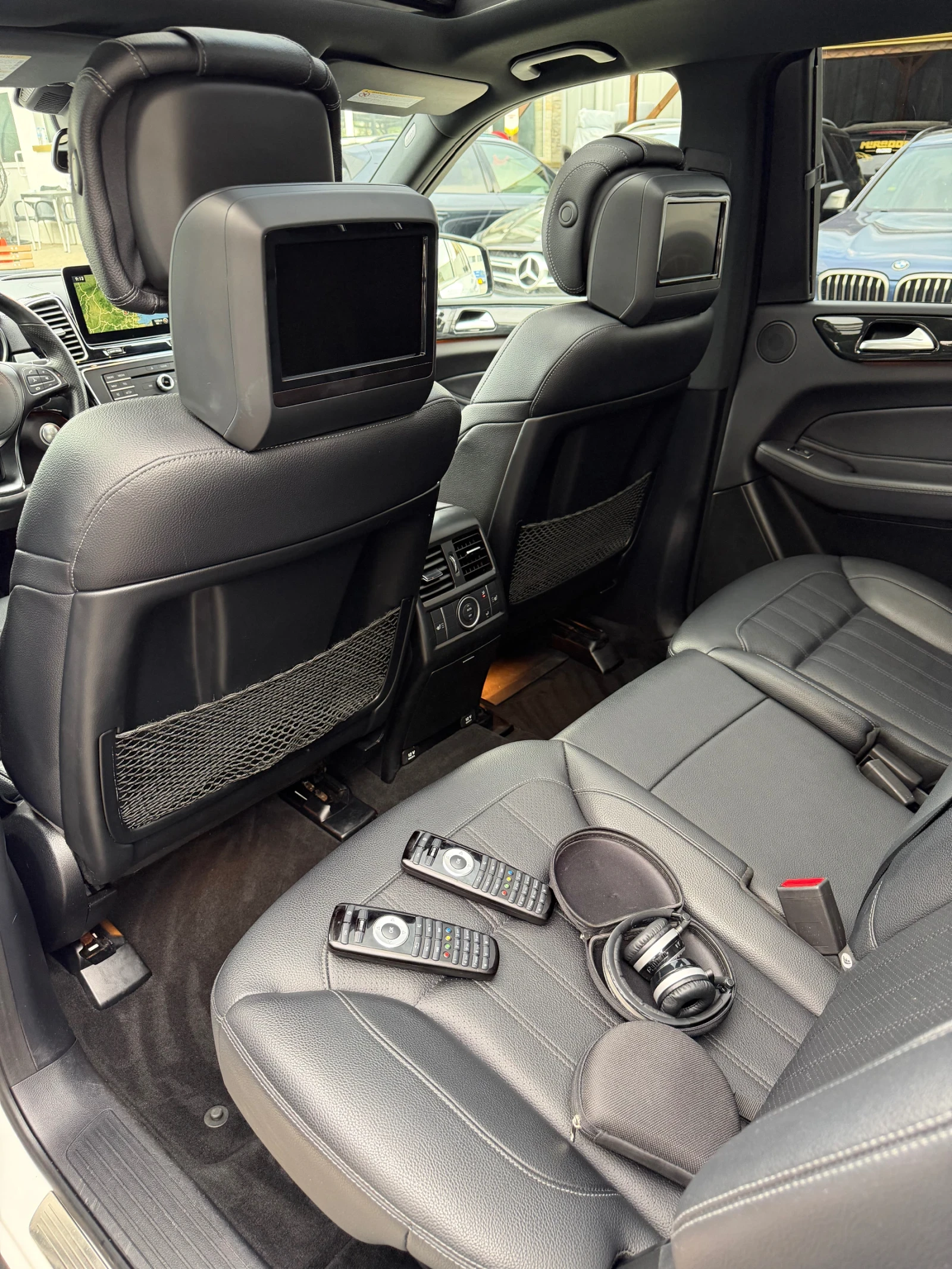 Mercedes-Benz GLS 450 AMG-Pack 4Matic NightPack, снимка 11 - Автомобили и джипове - 55806775