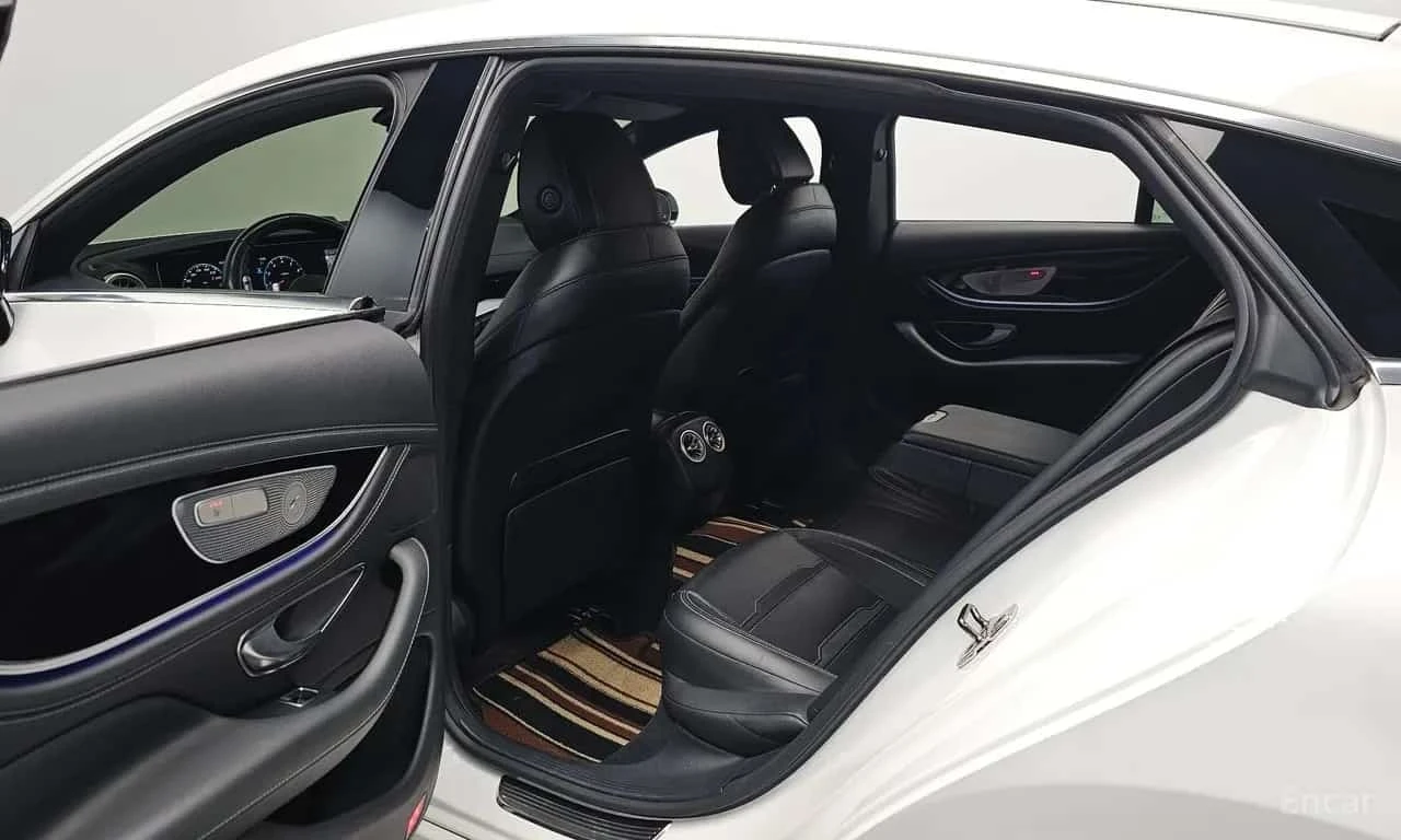 Mercedes-Benz AMG GT 4Door 43 4MATIC+ /����/�����/�����/360 | Mobile.bg � ����������� 11