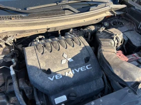 Mitsubishi Outlander 3.0GT Keyless 7места, снимка 15