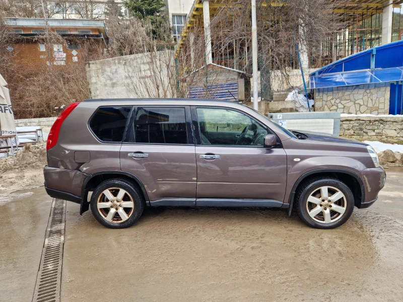 Nissan X-trail 2.0D 150k.c., снимка 4 - Автомобили и джипове - 48783726