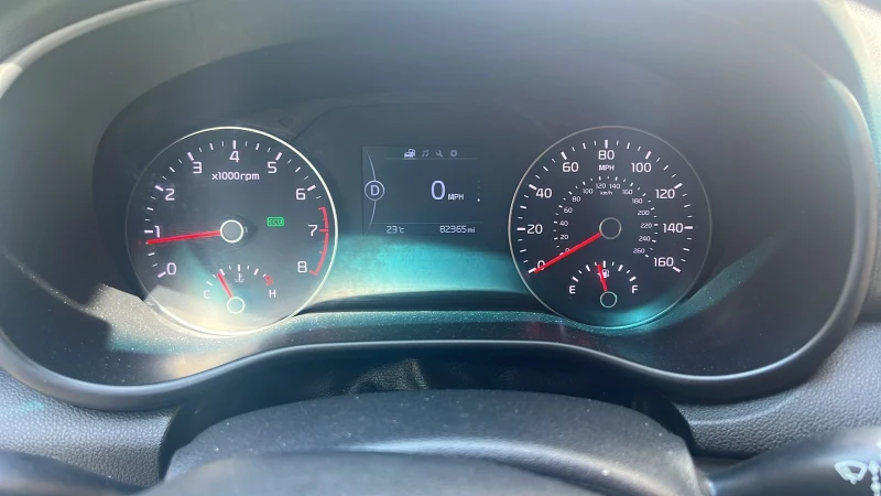 Kia Sportage, снимка 4 - Автомобили и джипове - 50410917