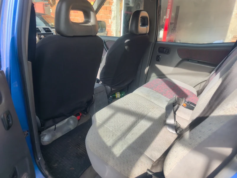 Nissan Terrano 2400 12v LPG, снимка 9 - Автомобили и джипове - 52369137