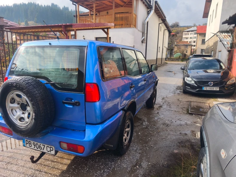 Nissan Terrano 2400 12v LPG, снимка 5 - Автомобили и джипове - 52369137