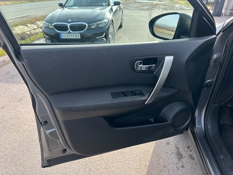 Nissan Qashqai 1.6 i GPL, снимка 11 - Автомобили и джипове - 52857371