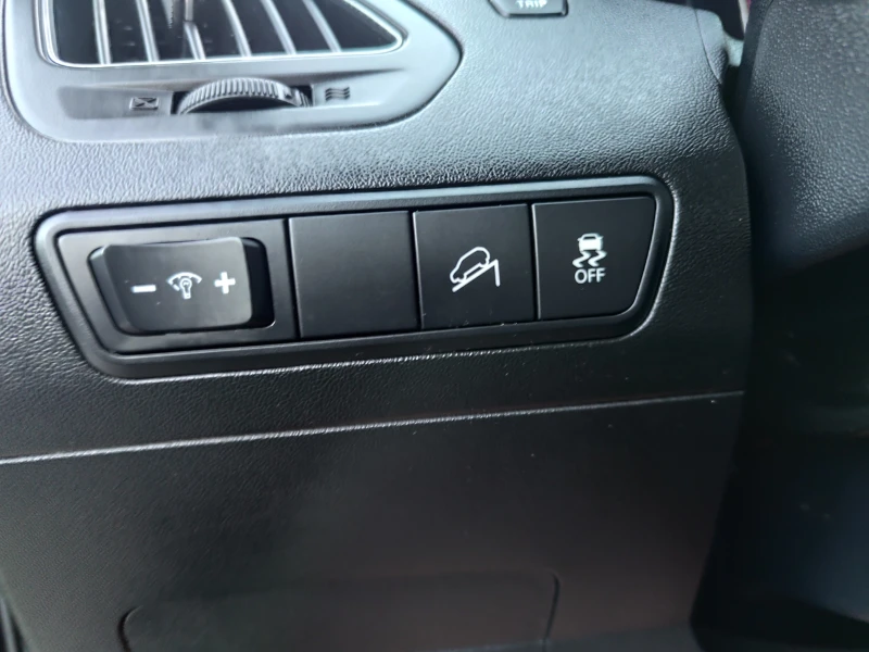 Hyundai IX35 1.7CRDi* EURO5A* КОЖА* , снимка 8 - Автомобили и джипове - 52933746