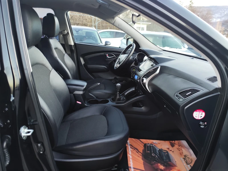 Hyundai IX35 1.7CRDi* EURO5A* КОЖА* , снимка 12 - Автомобили и джипове - 52933746
