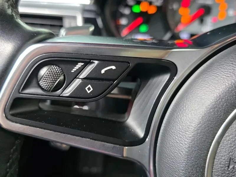 Porsche Macan, снимка 16 - Автомобили и джипове - 56690347