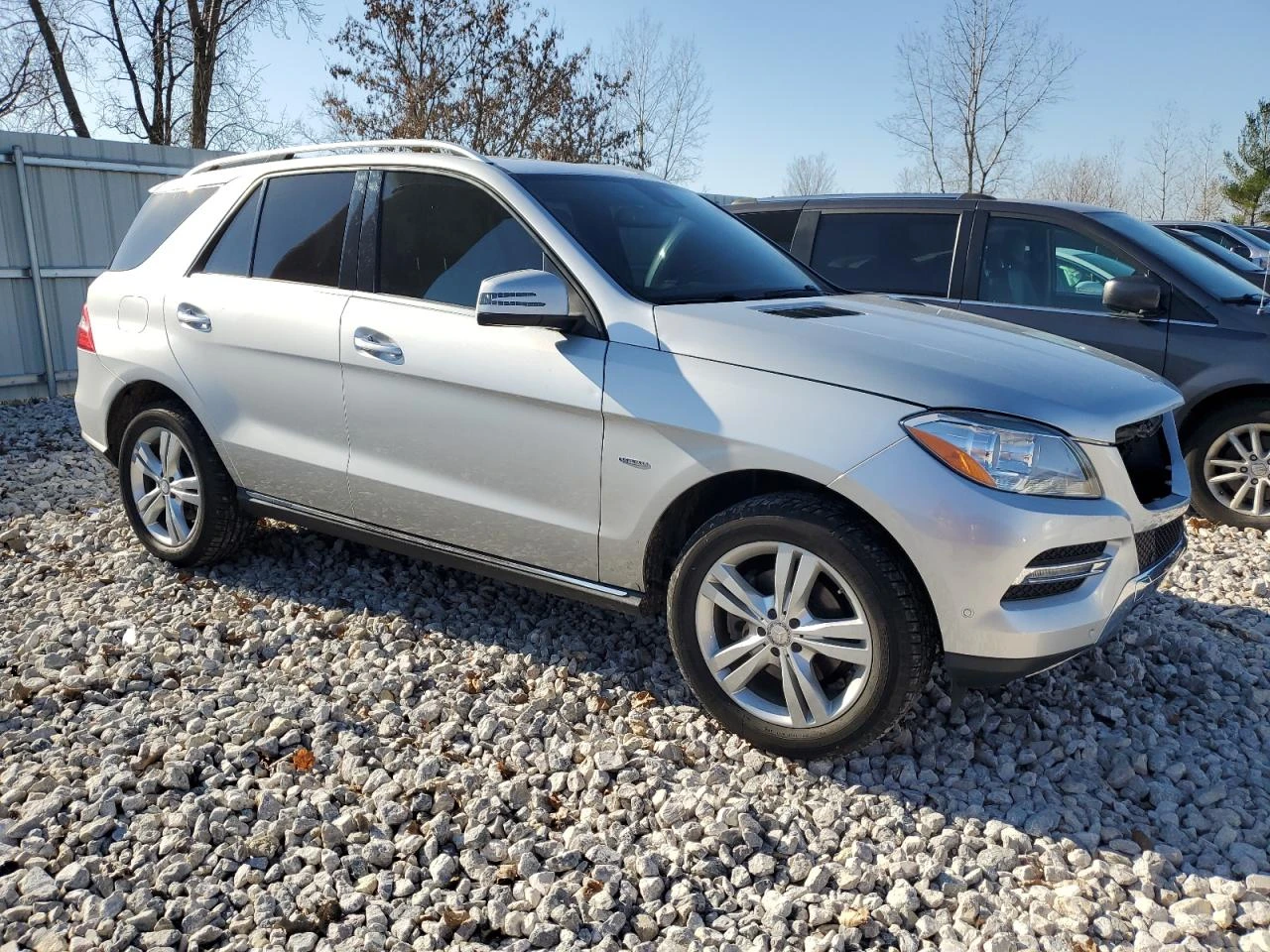 Mercedes-Benz ML 350 4MATIC* HARMAN&KARDON* ПАНОРАМА* ПОДГРЕВ* ОБДУХВАН - изображение 3