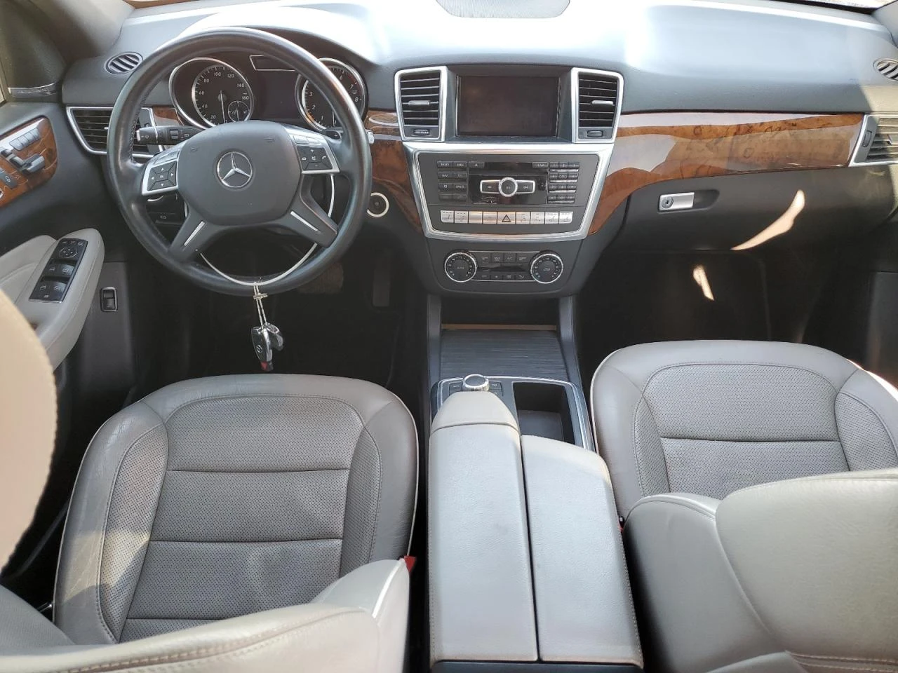 Mercedes-Benz ML 350 4MATIC* HARMAN&KARDON* ПАНОРАМА* ПОДГРЕВ* ОБДУХВАН - изображение 8