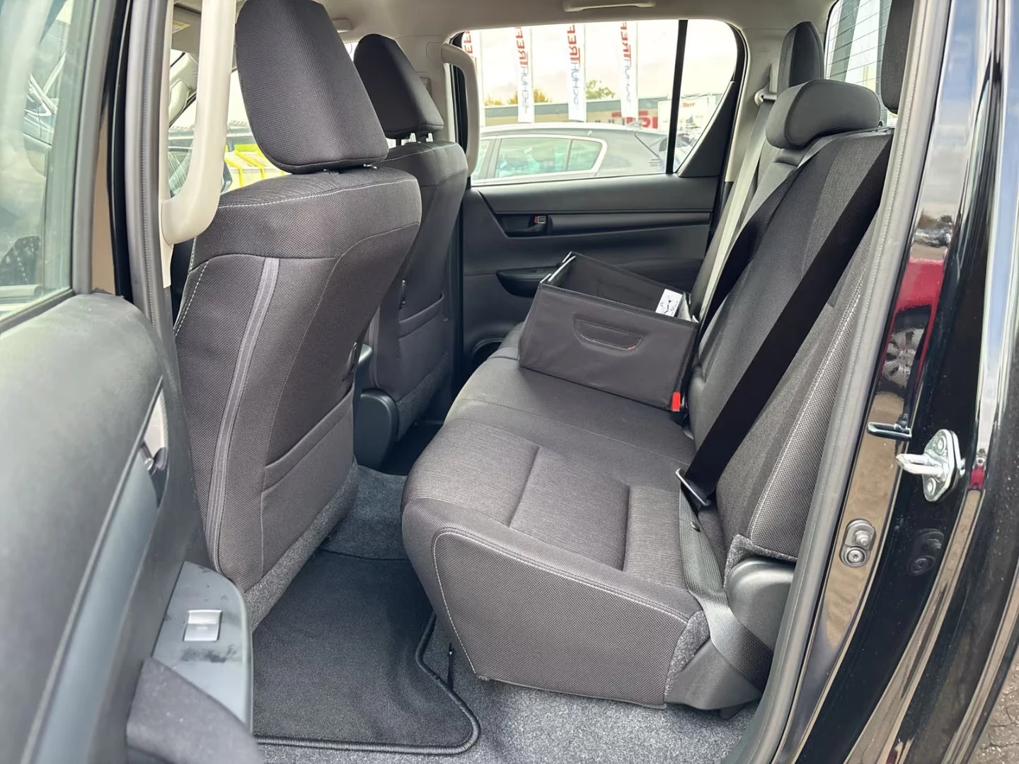 Toyota Hilux ���!/2.4d/151HP/4X4/CAM/KLESS/L.ASSIST/ACC/611g | Mobile.bg � ����������� 14