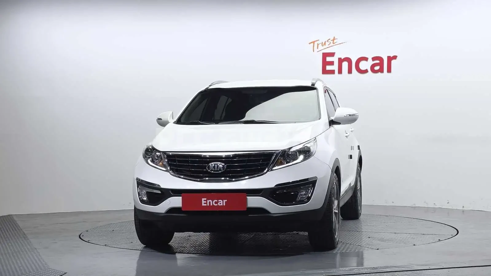 Kia Sportage 2.0| КАМЕРА| ПОДГРЕВ| ОБДУВАНЕ| ВКЛ.ТЕХНОТЕСТ, снимка 4 - Автомобили и джипове - 54627298