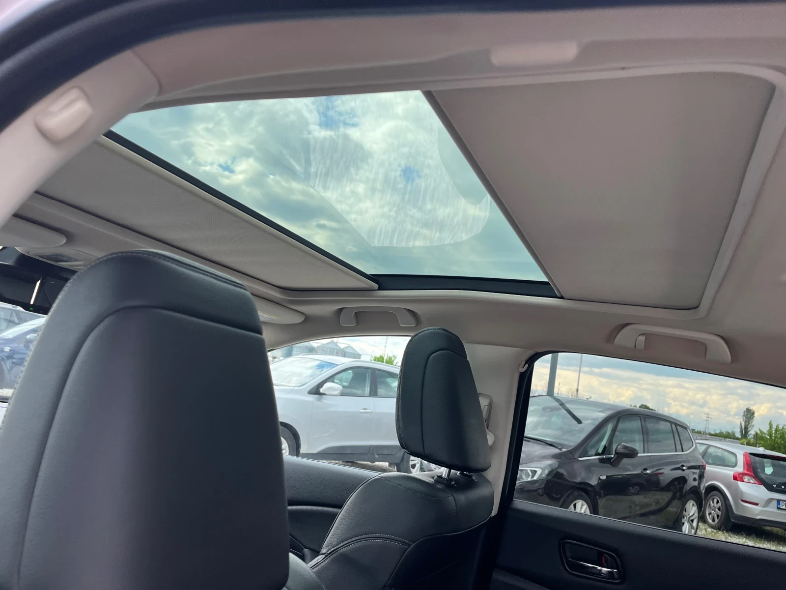 Honda Cr-v 1.6DTEC 160кс 4WD Дистроник, снимка 11 - Автомобили и джипове - 54633255