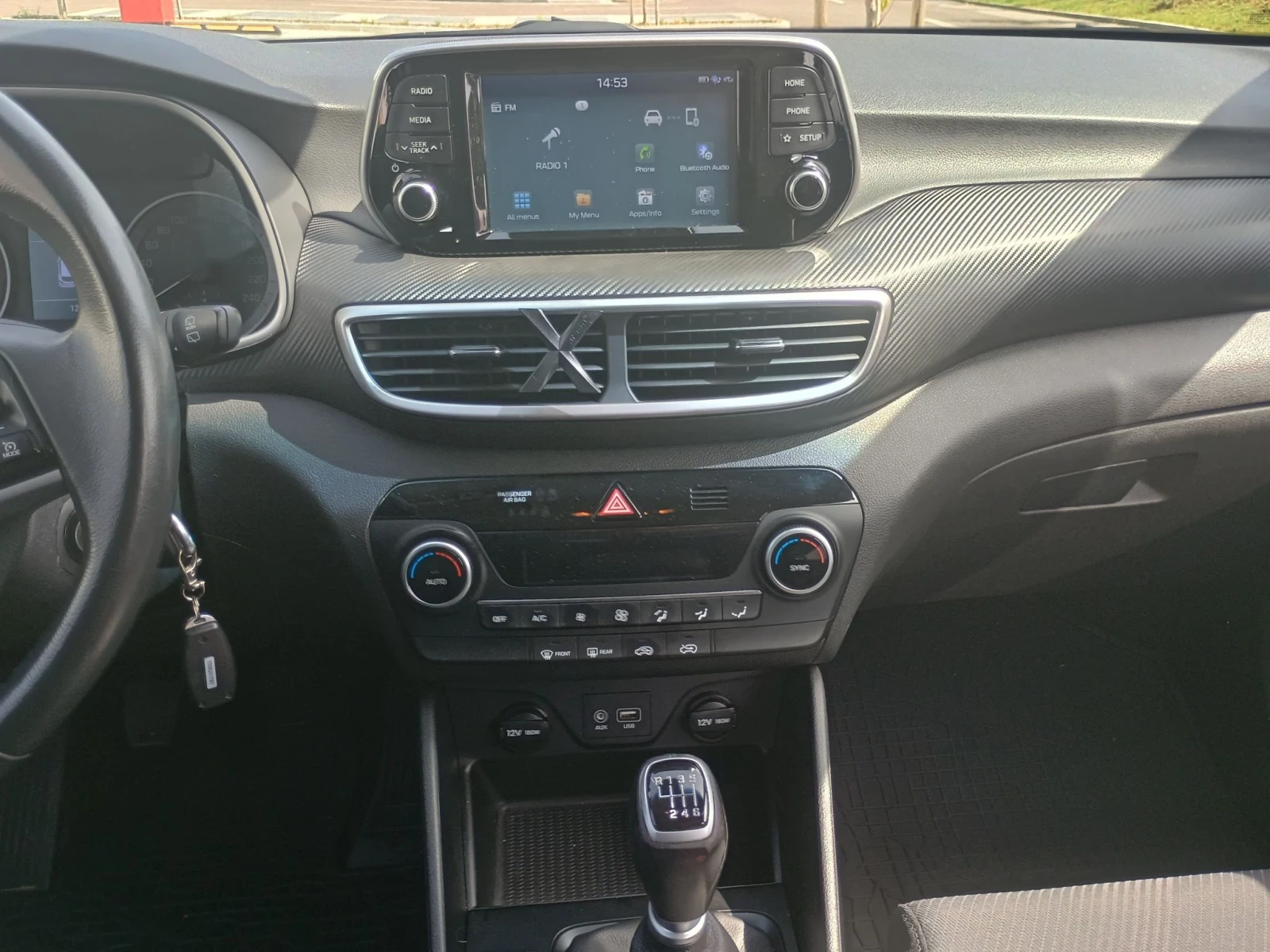Hyundai Tucson, снимка 8 - Автомобили и джипове - 55858176