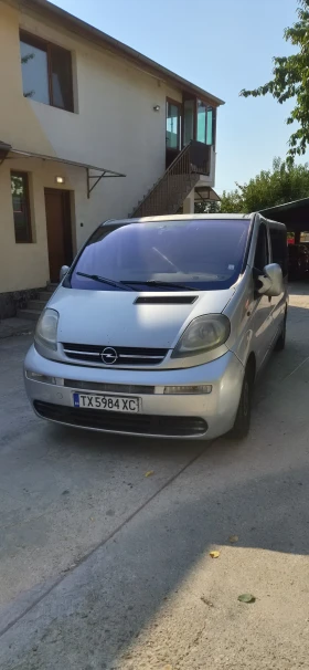 Opel Vivaro Пътнически , снимка 2