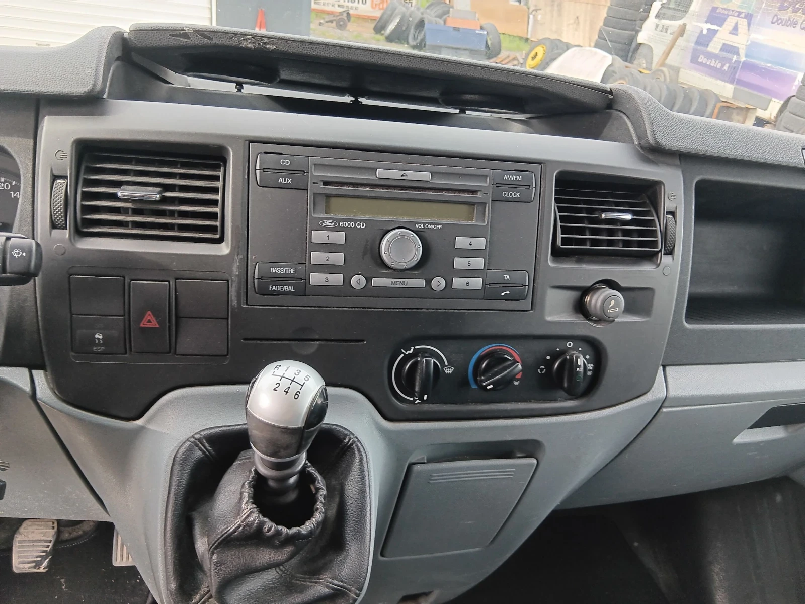 Ford Transit 2.4 TDCI KLIMA  - изображение 9