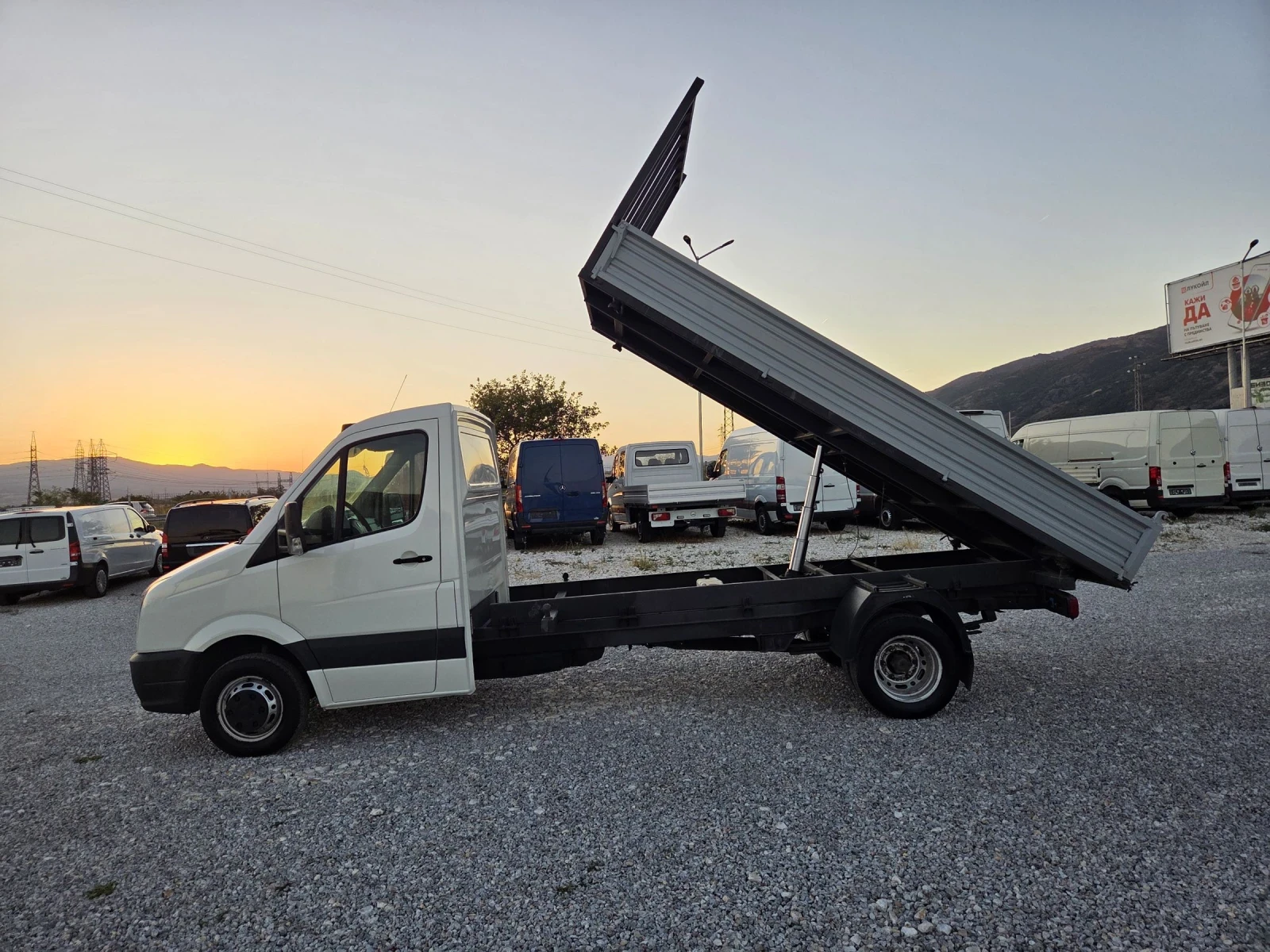 VW Crafter 2.5 TDI, Самосвал, Климатик, До 3.5 тона - изображение 2